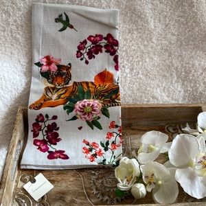 Dish✨Towel✨from💕Anthropologie💕✨